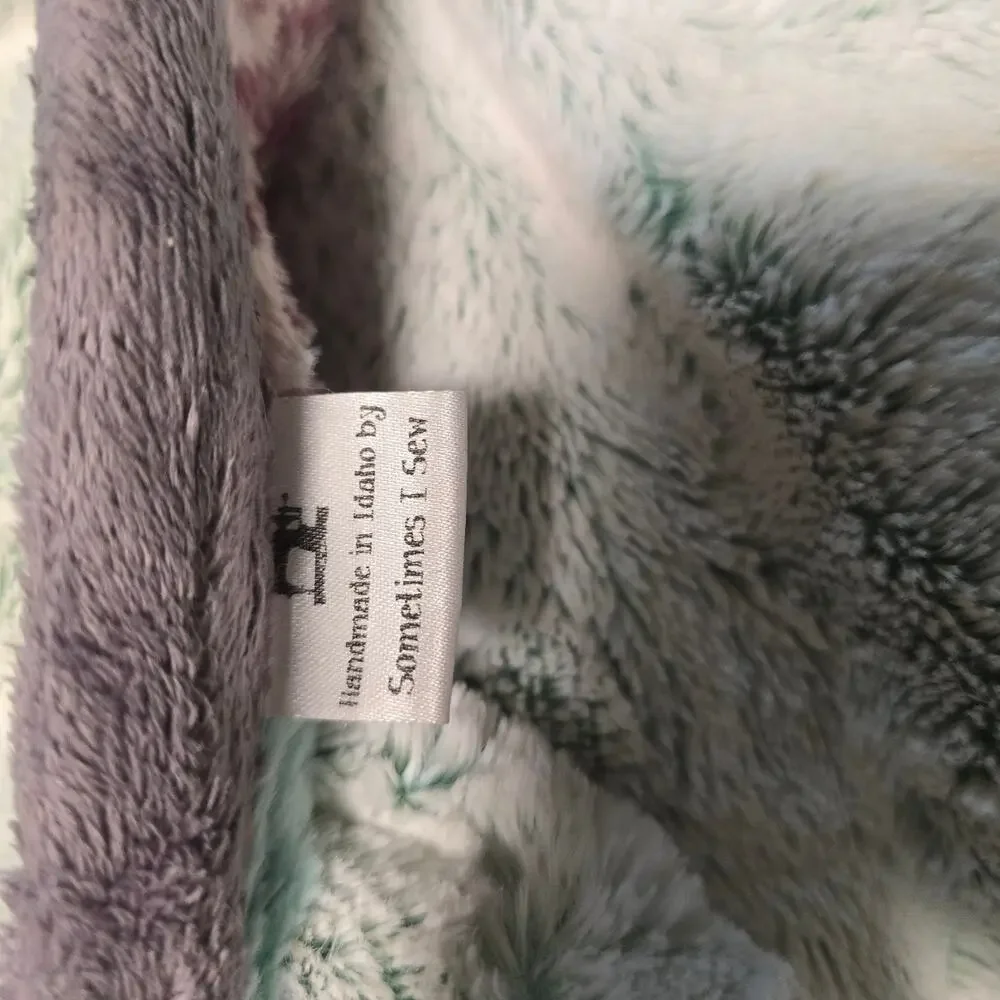 Sometimes I Sew Minky Designs XL Blanket and pillowcase